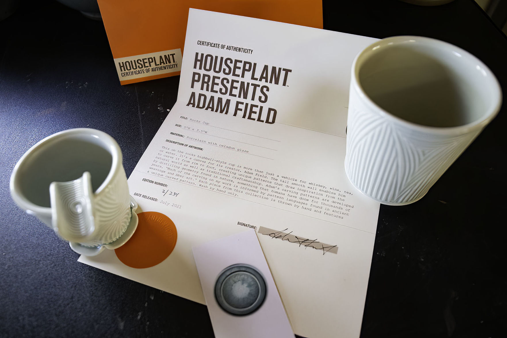Field cup and ashtray